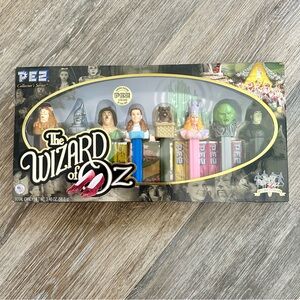 PEZ Vintage Wizard of Oz Dispenser Set